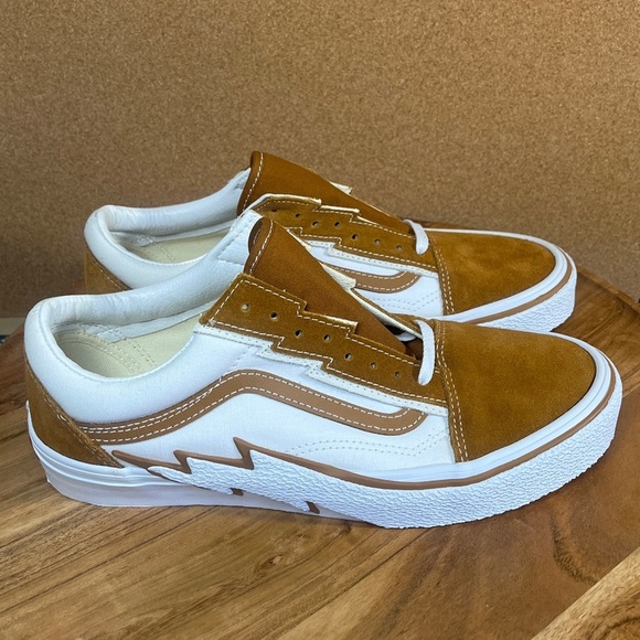 Vans
Old skool
Bolt
‘Cathay spice’
NWOT - Picture 13 of 16